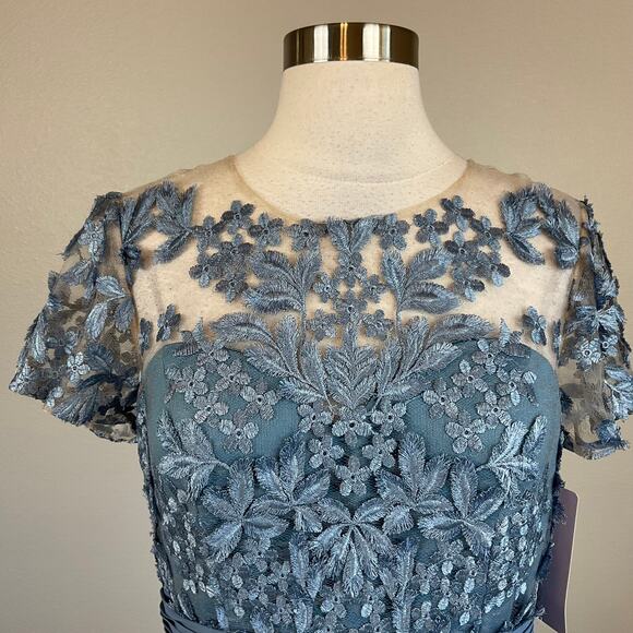 JS Collections Lace and Chiffon Evening Gown Blue Size 4 Short Sleeve Formal - Picture 7 of 13